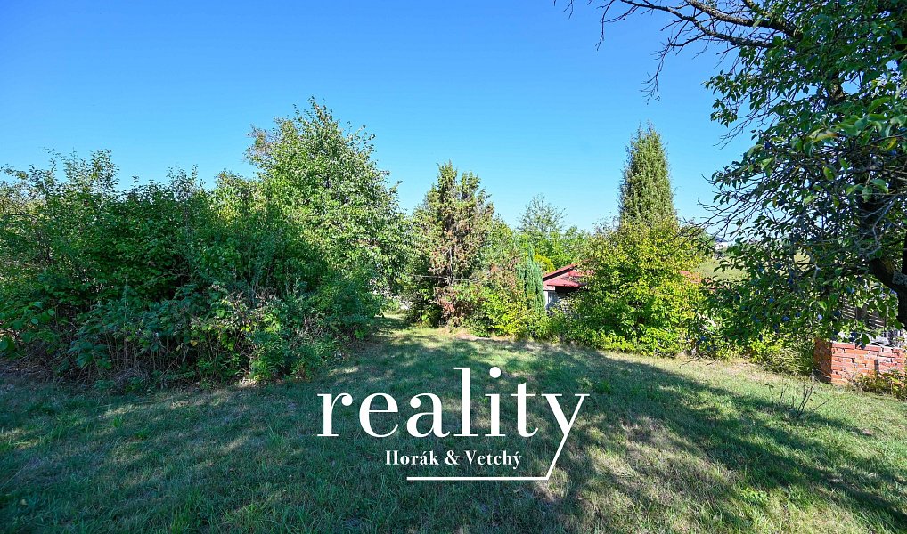 Prodej stavebního pozemku 2 200 m², Hranice – náhled fotky 11