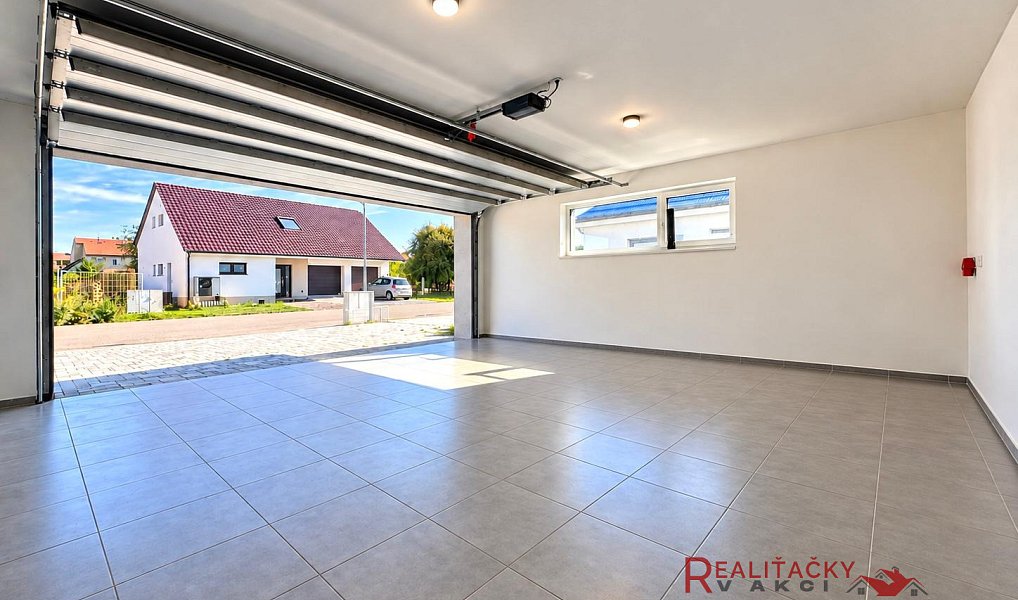 Prodej domu 208 m² s pozemkem 848 m², Dolní Dunajovice – náhled fotky 27