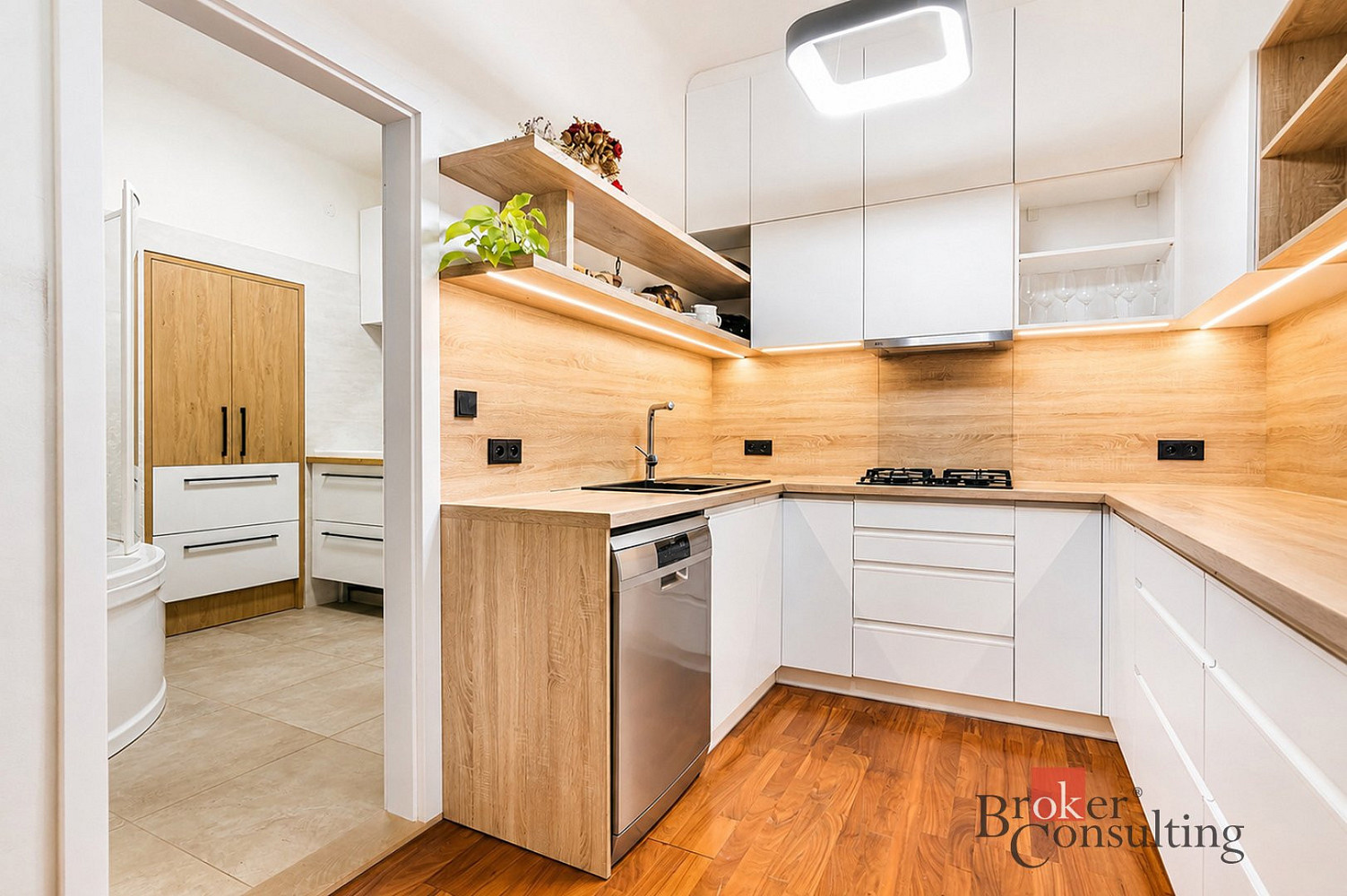 Prodej bytu 4+kk 112 m² – fotografie 4