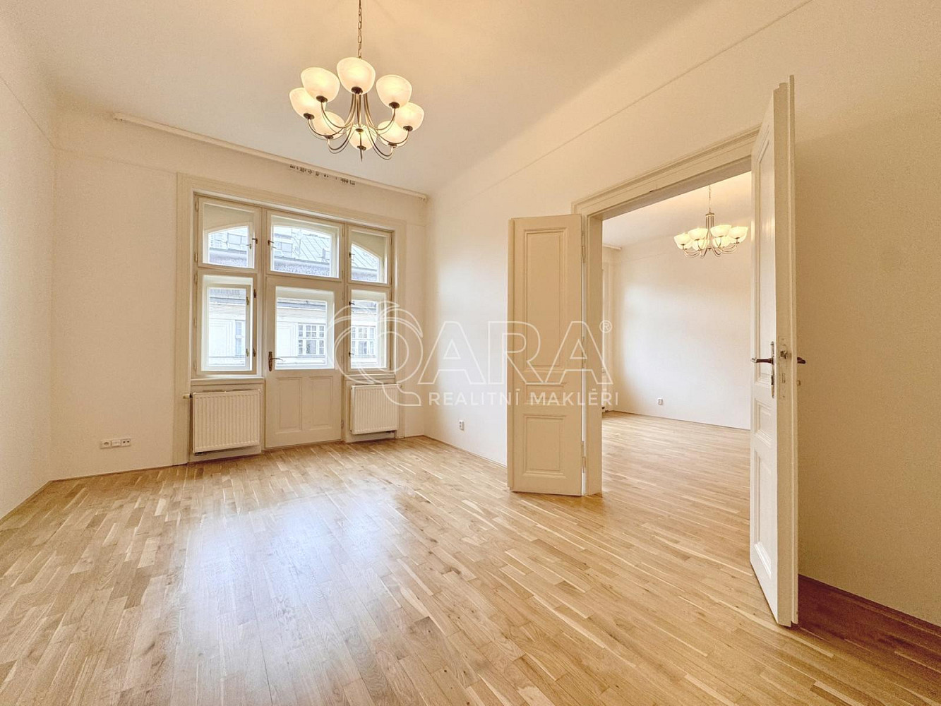 Pronájem bytu 3+kk 98 m² — photo 2