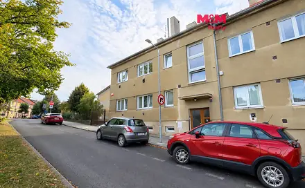Prodej bytu 1+1 26 m², St. K. Neumanna, Louny