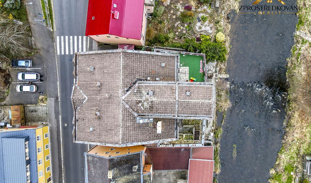 Prodej ubytovacího objektu 1 960 m², Březová – náhled fotky 17