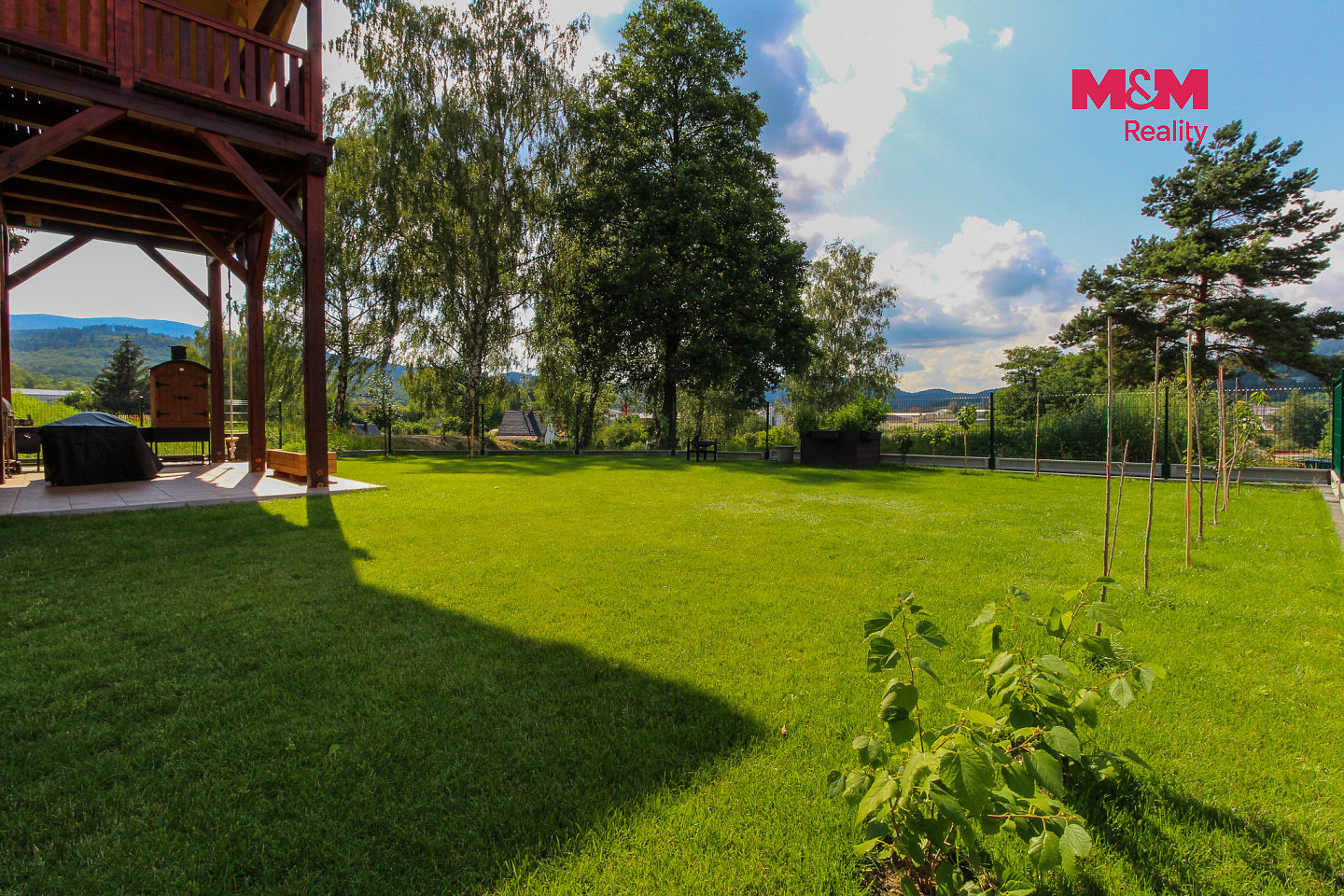 Prodej obchodních prostor 1 051 m² – fotografie 3