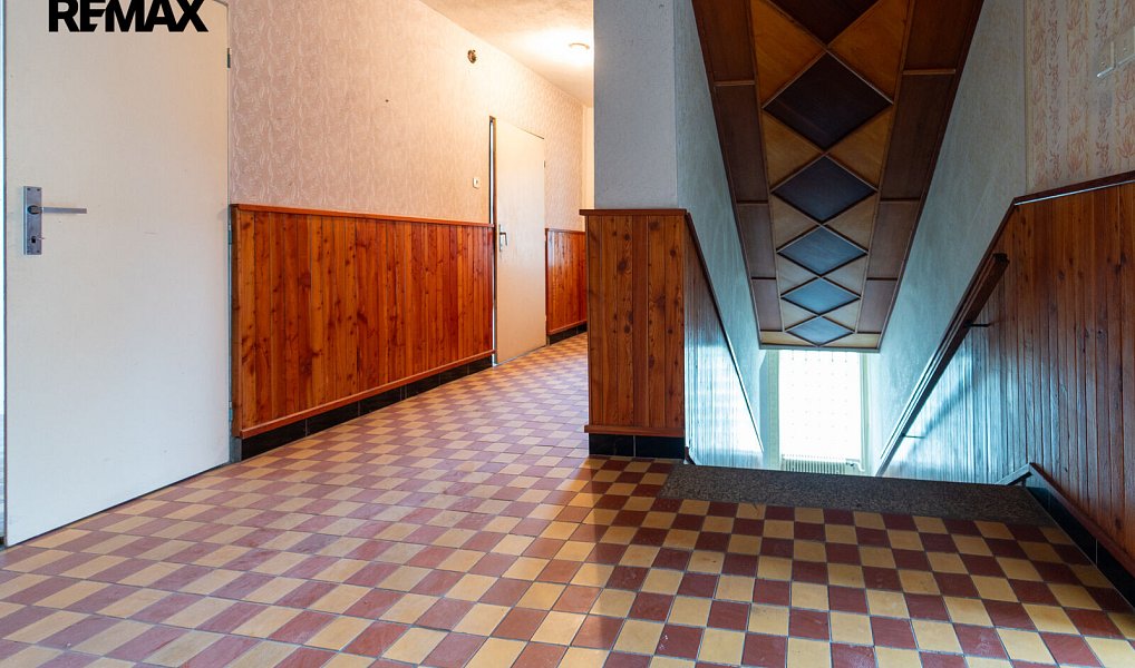 Prodej domu 200 m² s pozemkem 895 m², Rovečné – náhled fotky 15