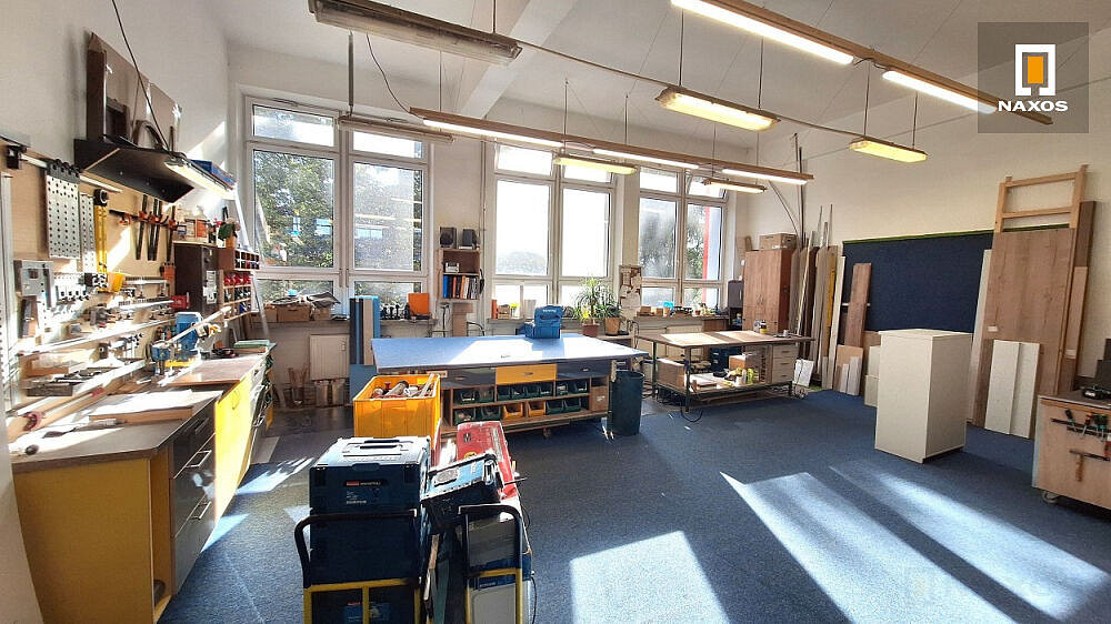 Pronájem skladovacích prostor 169 m² – fotografie 2