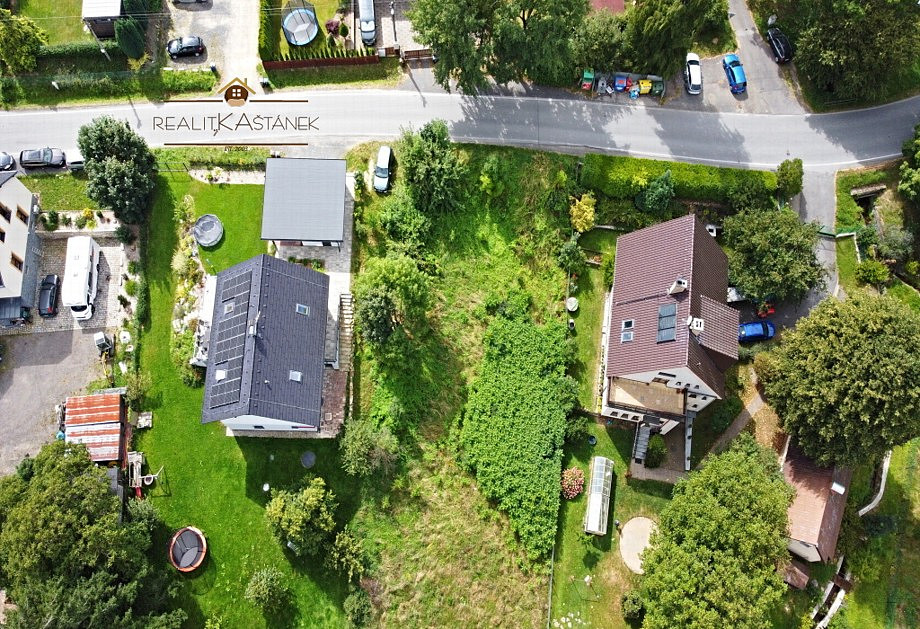 Prodej stavebního pozemku 1 166 m² – další