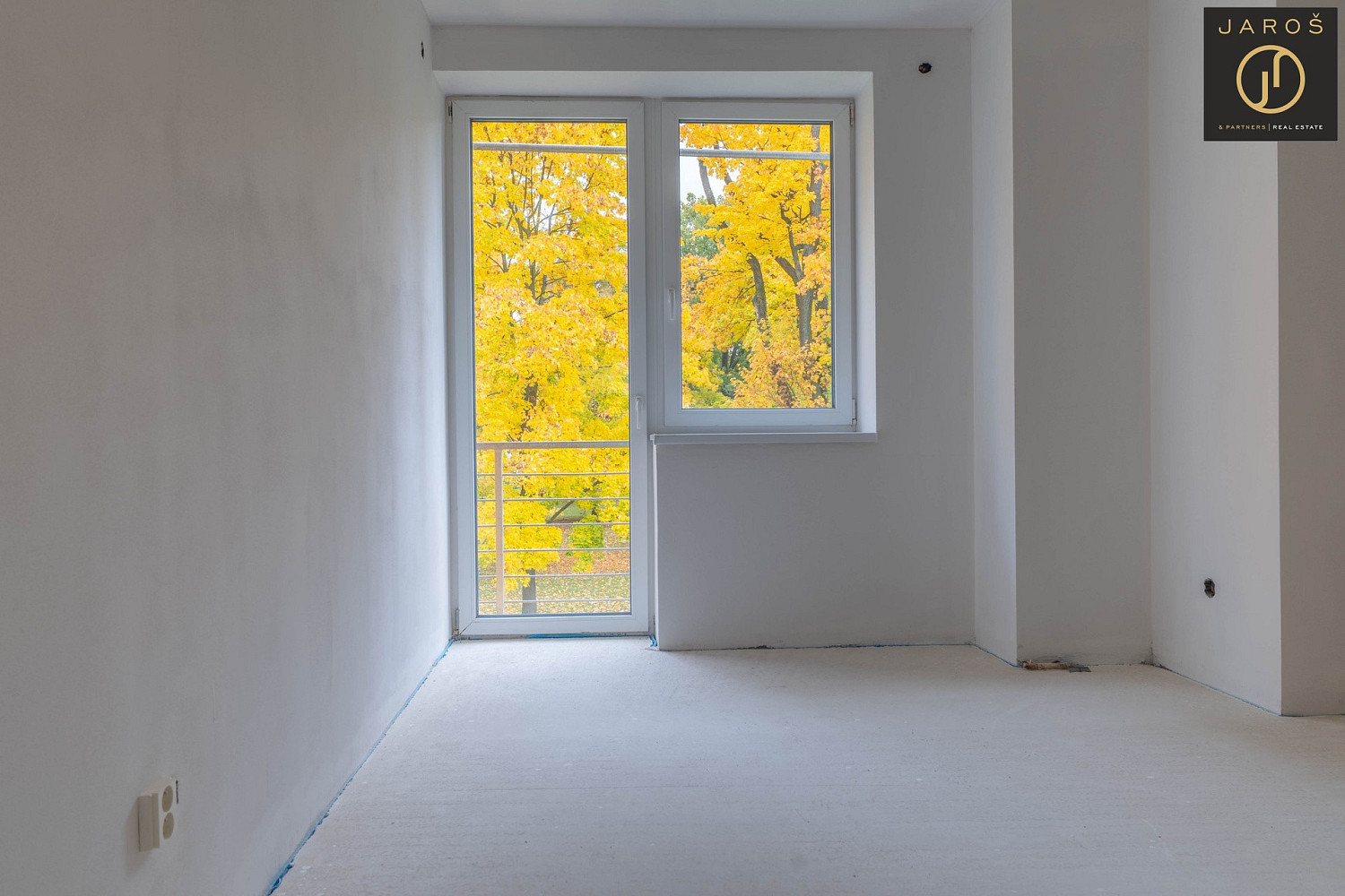 Prodej domu 187 m² s pozemkem 282 m² - View 5