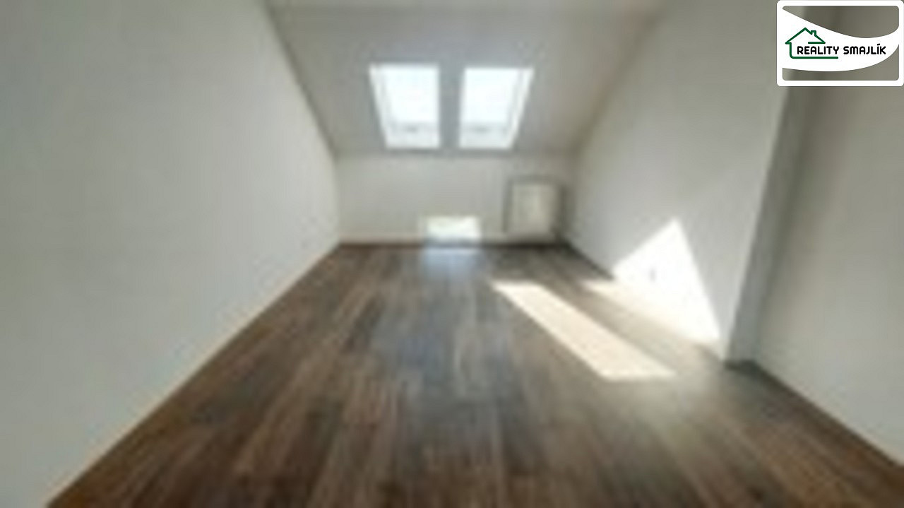 Pronájem bytu 3+1 163 m² – fotografie 3