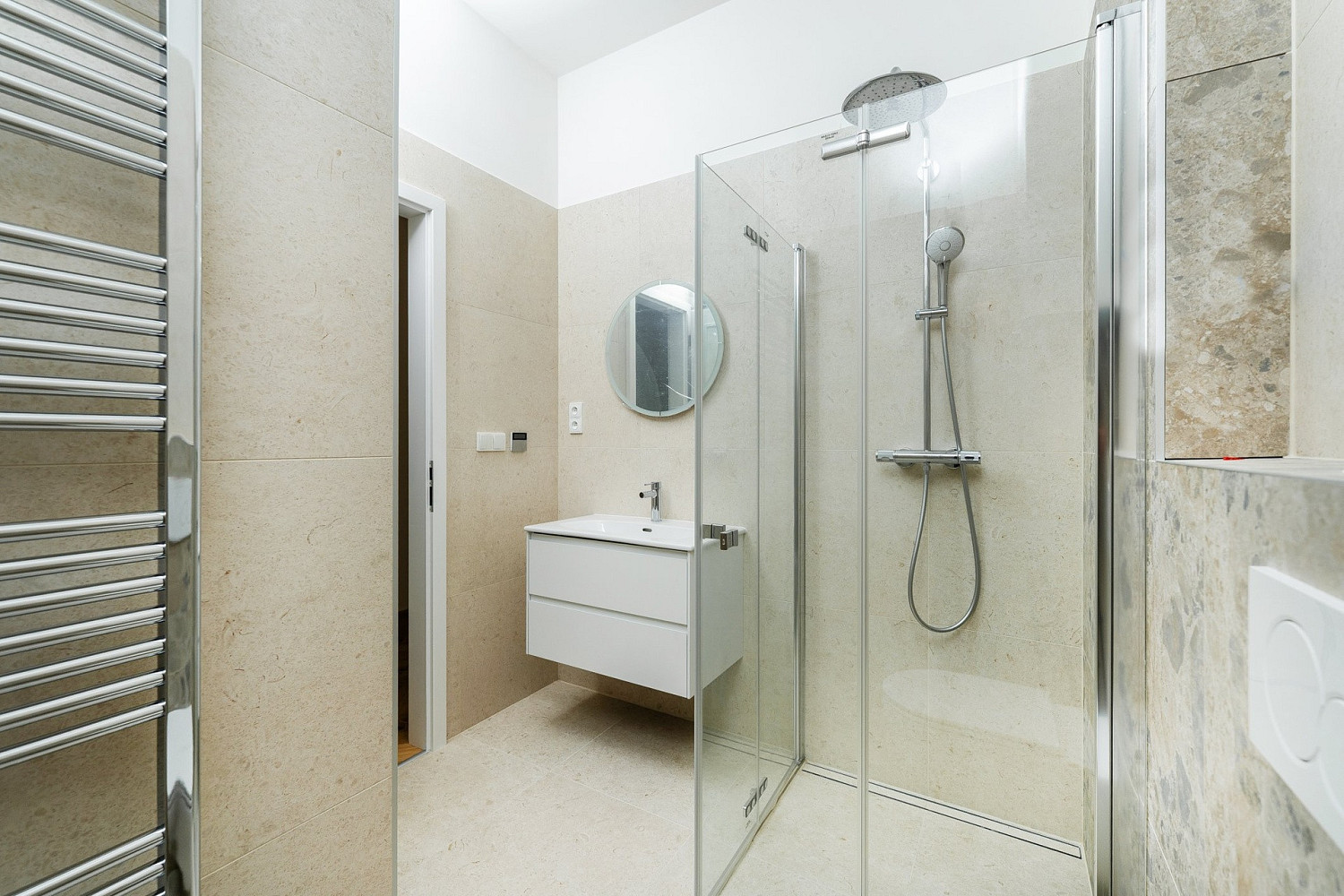 Prodej bytu 1+1 41 m² – fotografie 2