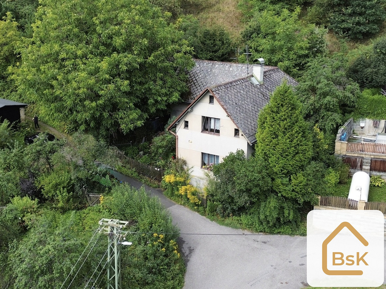 Prodej domu 180 m² s pozemkem 1 720 m²