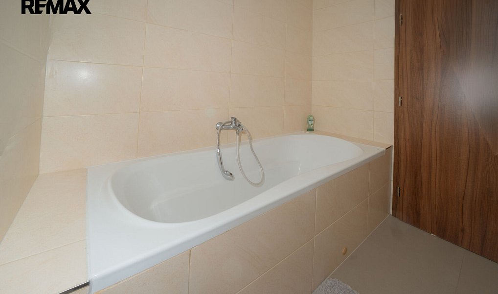 Prodej domu 127 m² s pozemkem 1 508 m², Jevany – náhled fotky 22