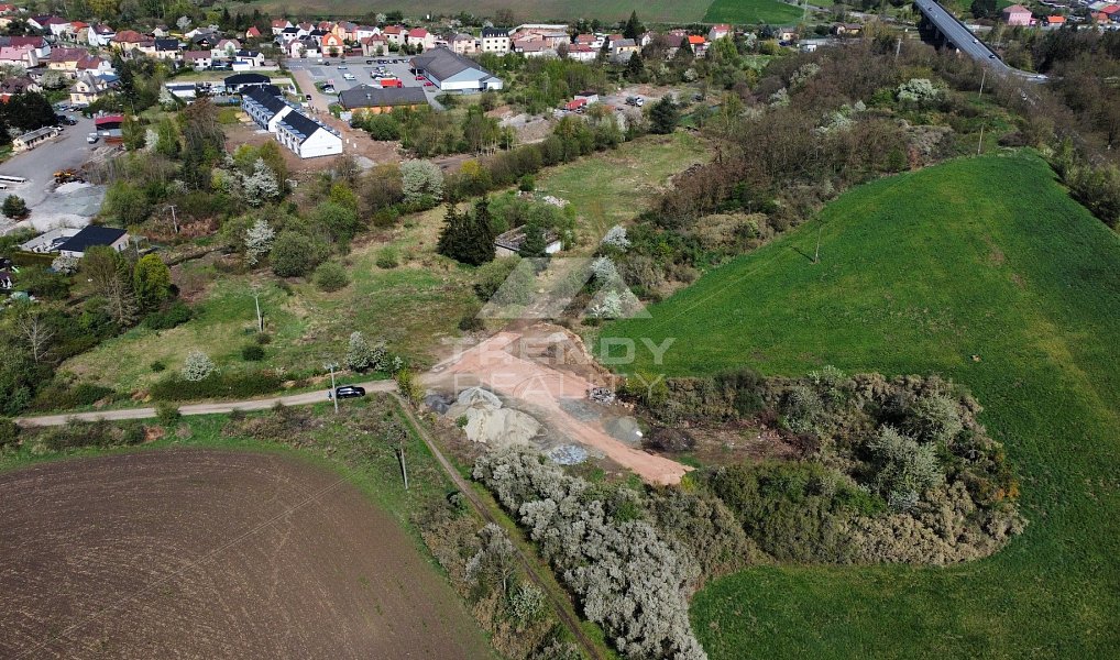 Prodej stavebního pozemku 9 473 m², Nýřany – náhled fotky 3