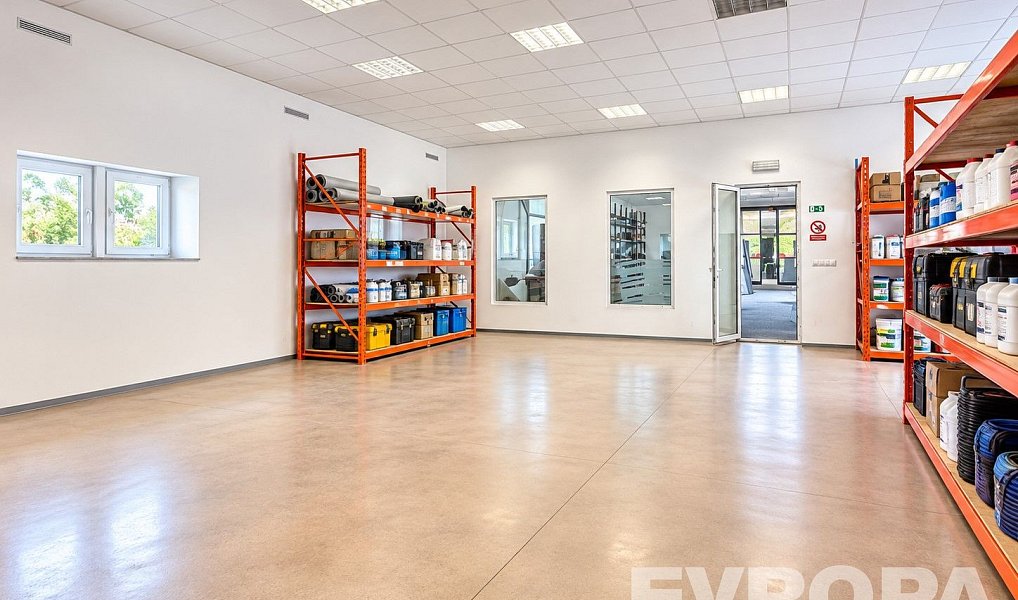 Prodej výrobních prostor 1 200 m², Chotíkov – náhled fotky 6