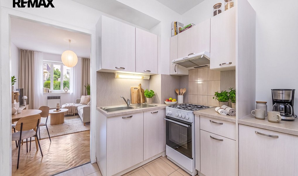 Prodej bytu 2+kk 48 m², Praha – náhled fotky 2