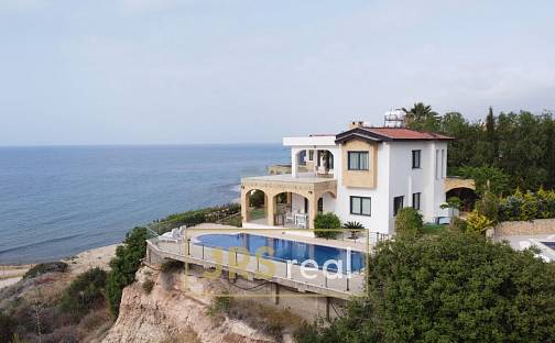 Prodej domu 200 m² s pozemkem 700 m², Esentepe, Kypr