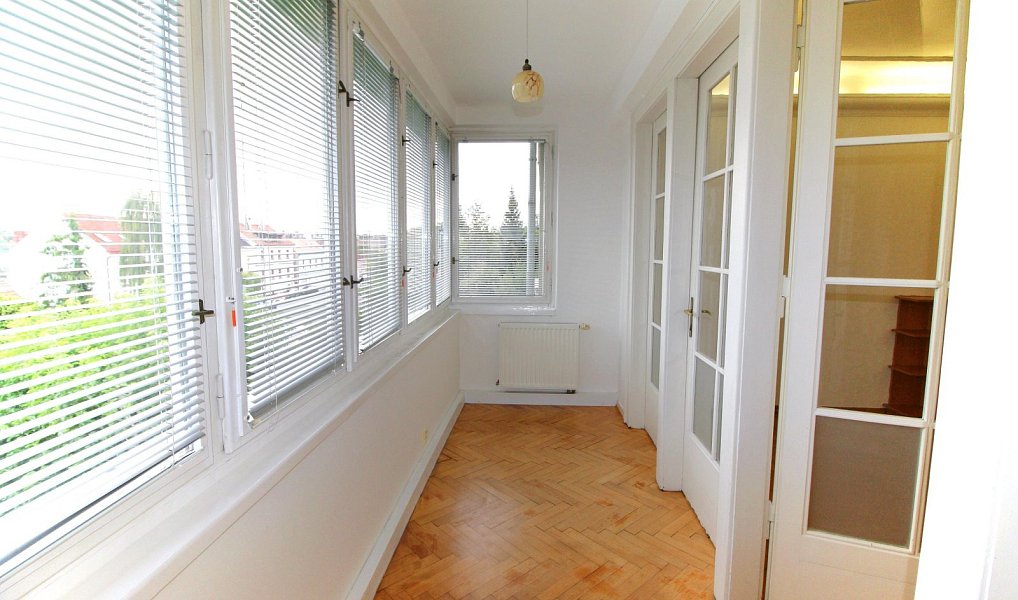 Pronájem bytu 3+1 85 m², Praha – náhled fotky 2
