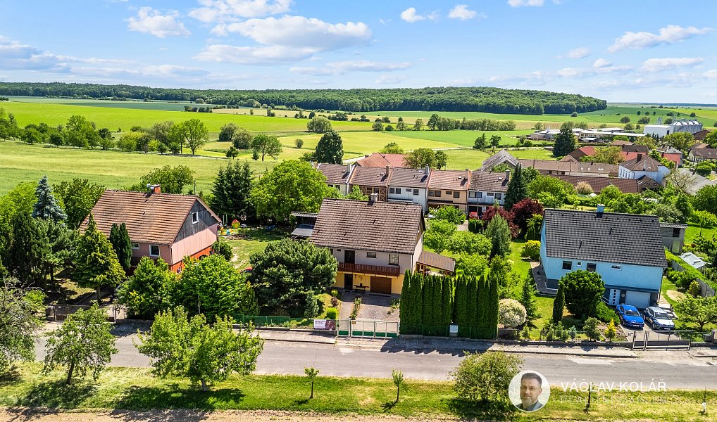 Prodej domu 310 m², Třebnouševes – náhled fotky 18