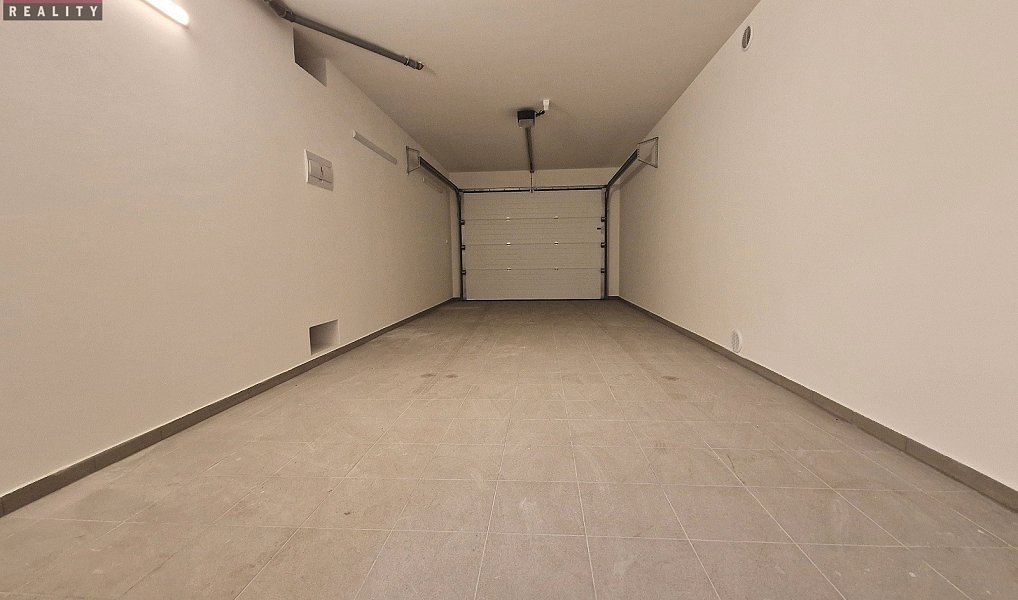 Pronájem bytu 4+kk 126 m², Olomouc – náhled fotky 19