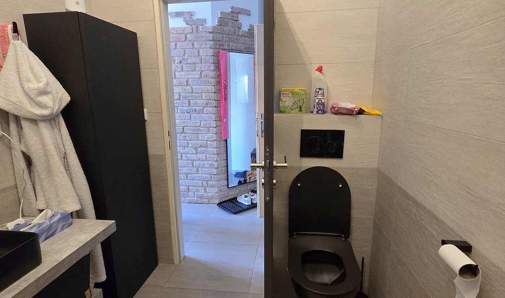 Prodej nájemního domu, činžáku 424 m², Chlumec – náhled fotky 22
