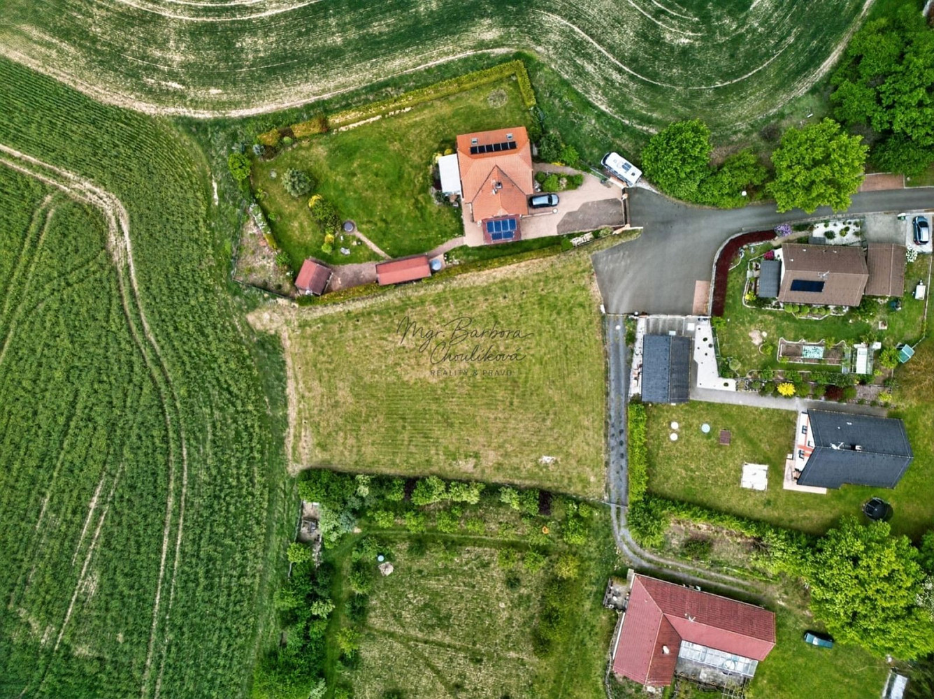 Prodej stavebního pozemku 1 484 m² – fotografie 3