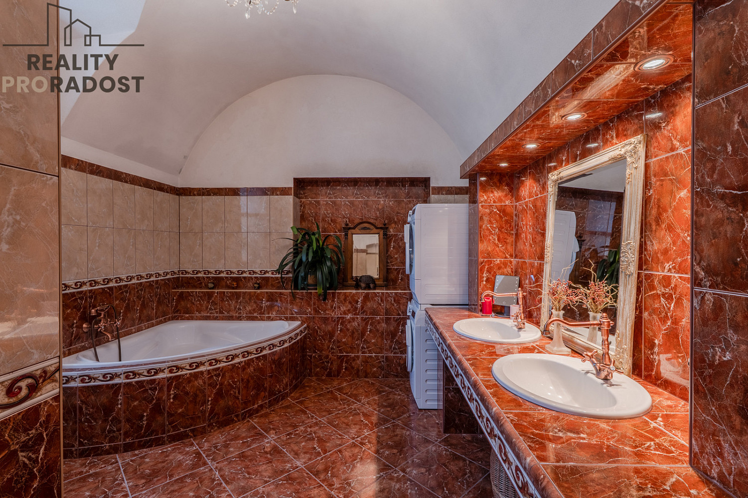 Prodej domu 292 m² s pozemkem 3 701 m² – fotografie 5