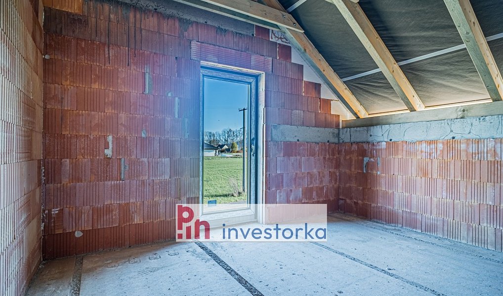 Prodej domu 150 m² s pozemkem 1 336 m², Ropice – náhled fotky 11