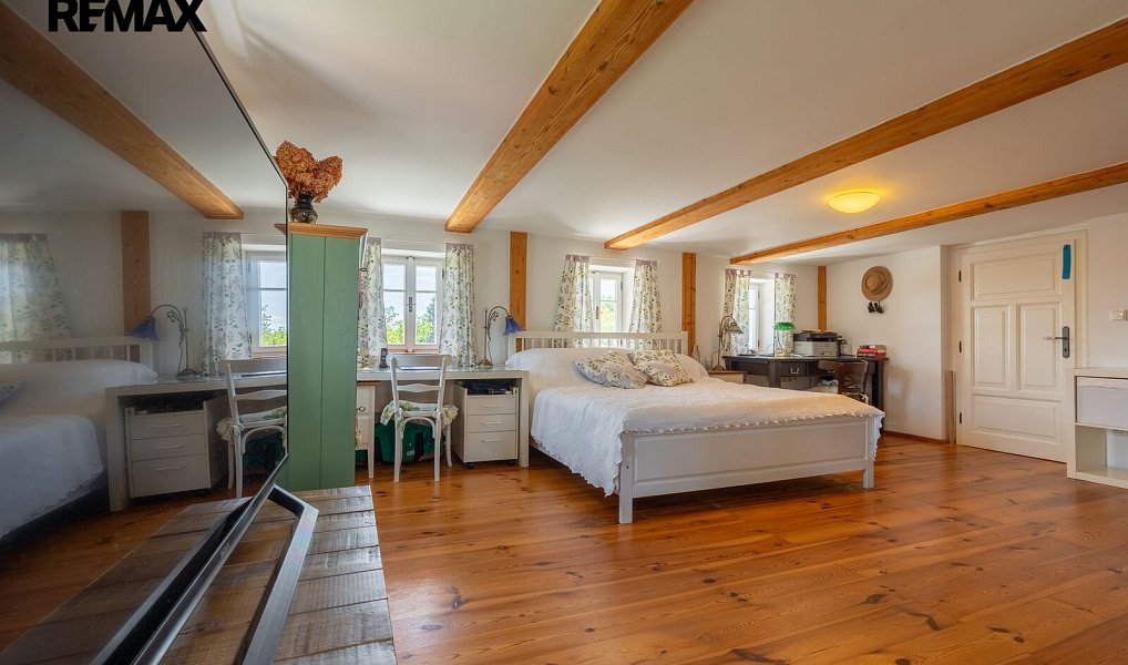 Prodej domu 250 m² s pozemkem 2 004 m², Krompach – náhled fotky 18