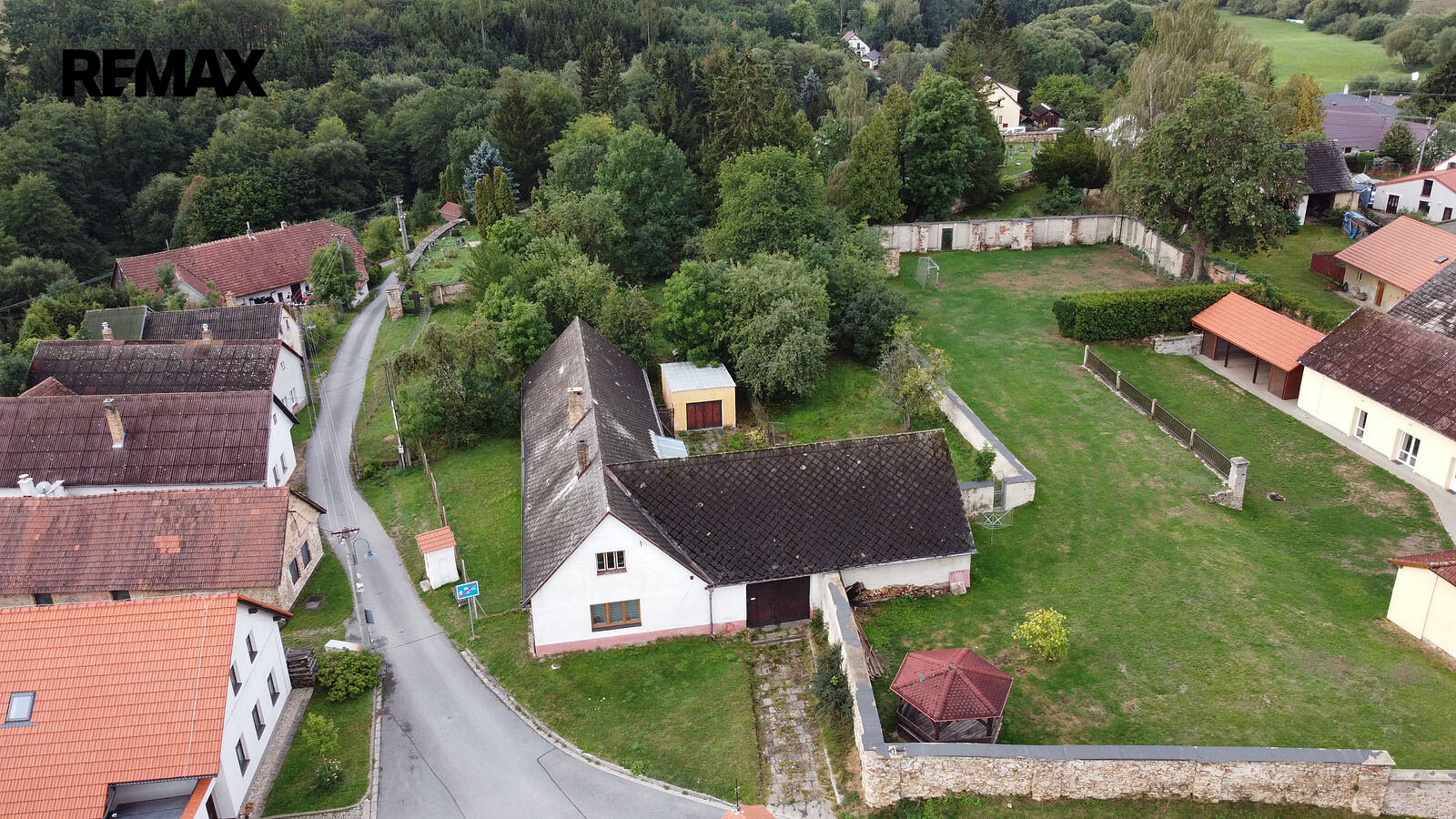 Prodej domu 128 m² s pozemkem 1 752 m²