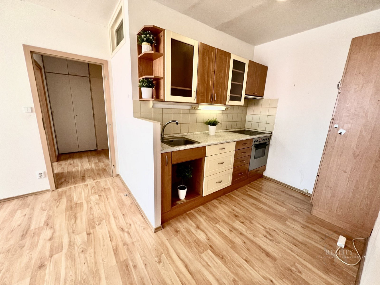 Pronájem bytu 2+kk 45 m² — photo 2