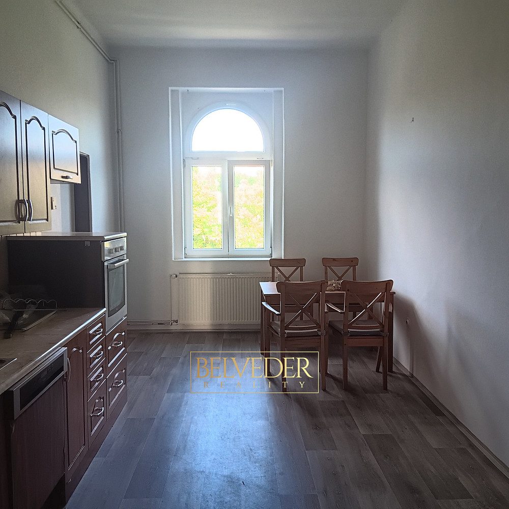 Pronájem bytu 2+1 70 m² – fotografie 4