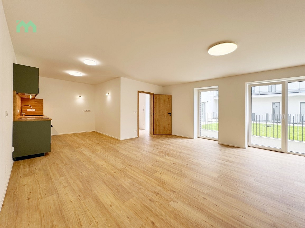 Pronájem bytu 2+kk 81 m² – pohled 4