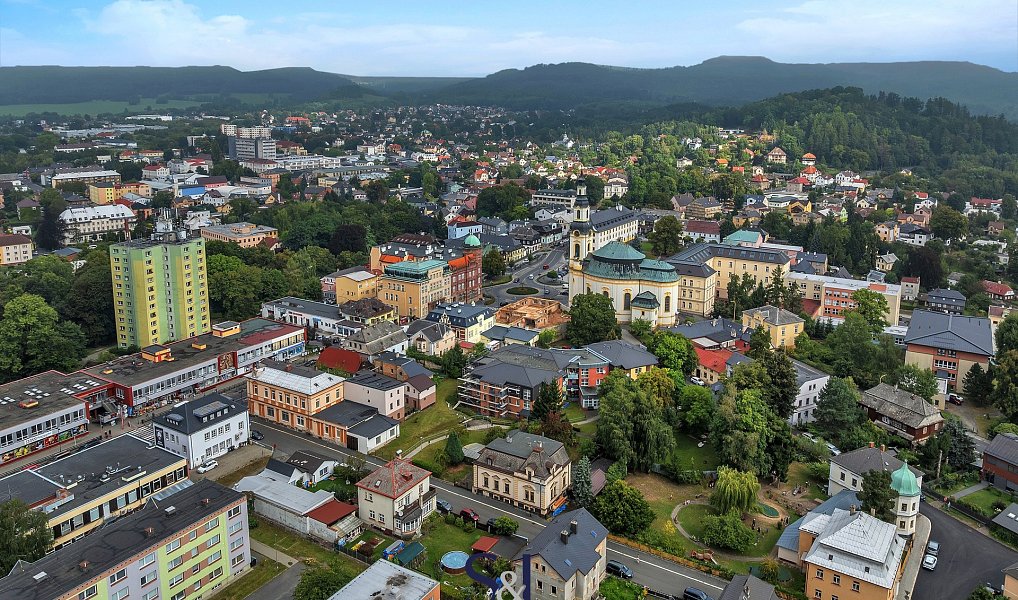 Prodej domu 280 m² s pozemkem 888 m², Nový Bor – náhled fotky 25