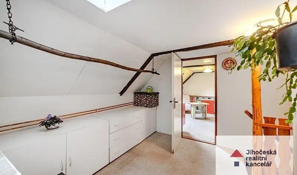 Prodej chaty/chalupy 110 m² s pozemkem 2 029 m², Zhoř – náhled fotky 10