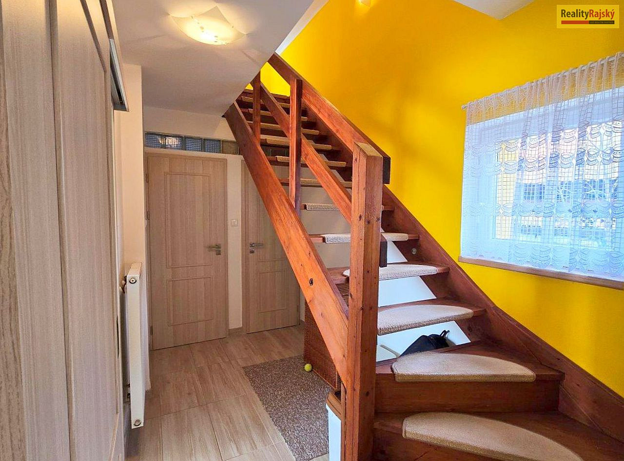 Prodej domu 95 m² s pozemkem 593 m² – pohled 5