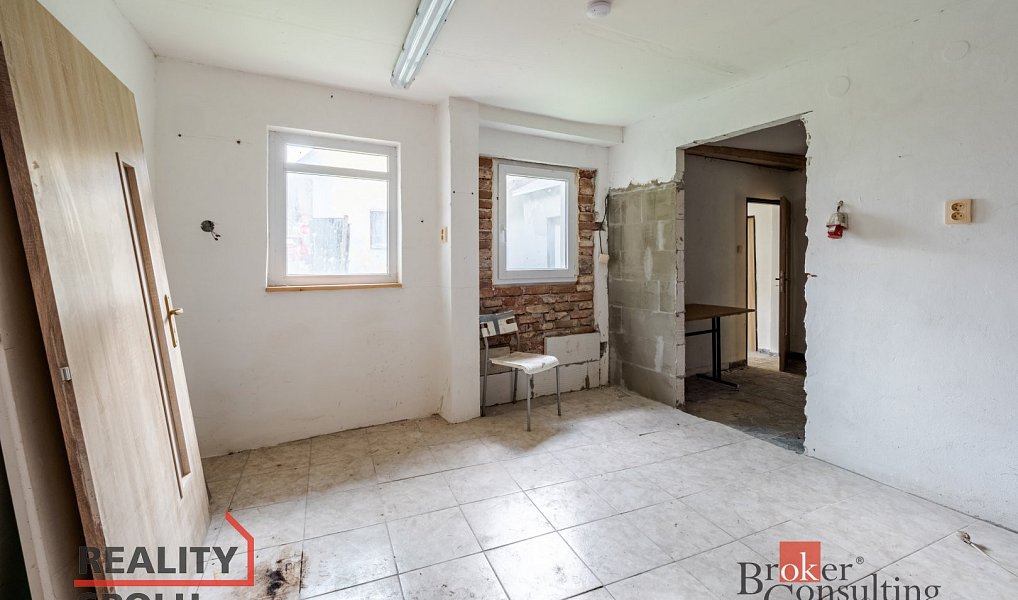 Prodej domu 100 m² s pozemkem 1 008 m², Strmilov – náhled fotky 19