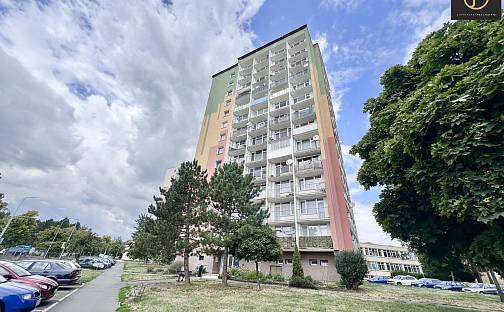 Pronájem bytu 2+1 56 m², Bezručova, Chomutov