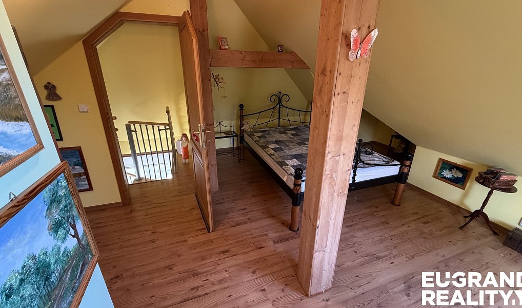 Prodej domu 98 m² s pozemkem 531 m², Šluknov – náhled fotky 21