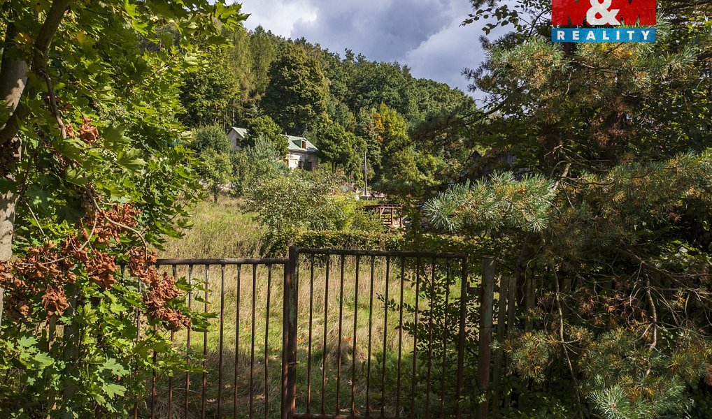 Prodej stavebního pozemku 2 091 m², Růžová – náhled fotky 13