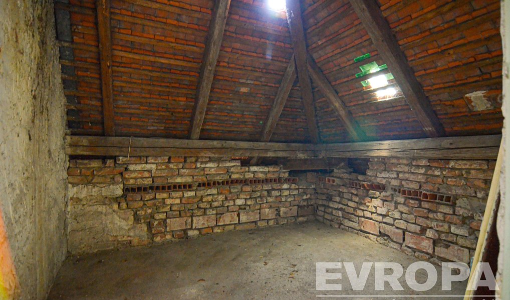 Prodej domu 300 m² s pozemkem 826 m², Břeclav – náhled fotky 32