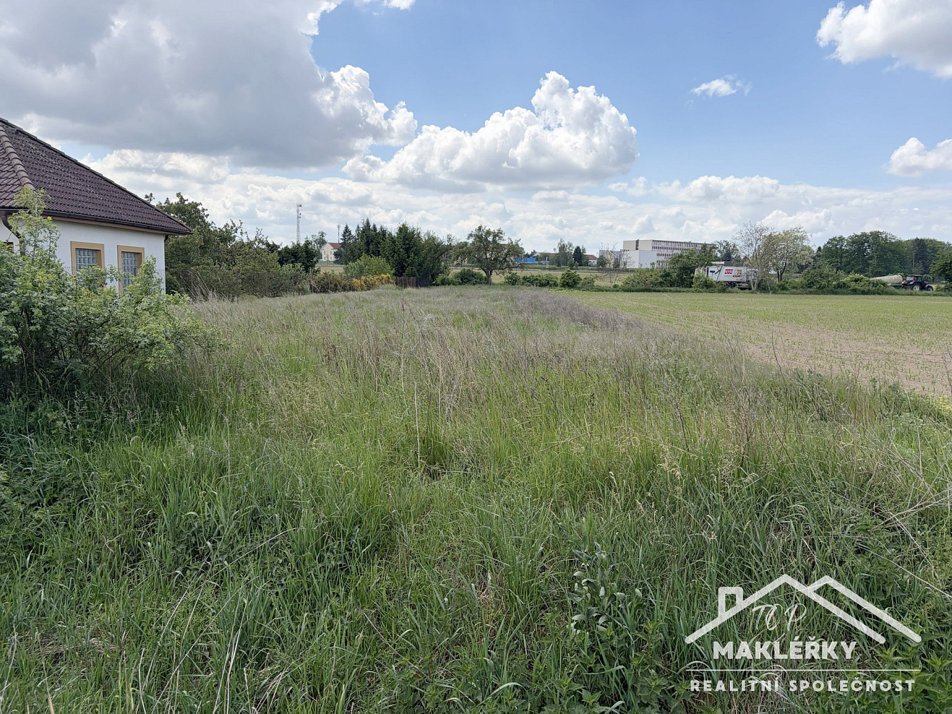 Prodej pole 1 261 m² – fotografie 2