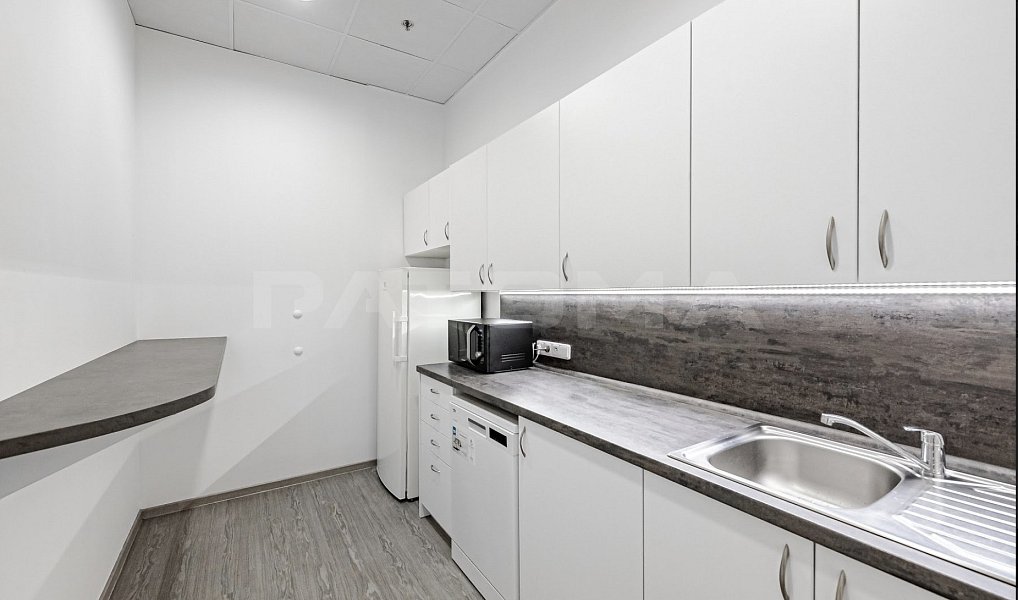 Pronájem kanceláře 151 m², Praha – náhled fotky 6