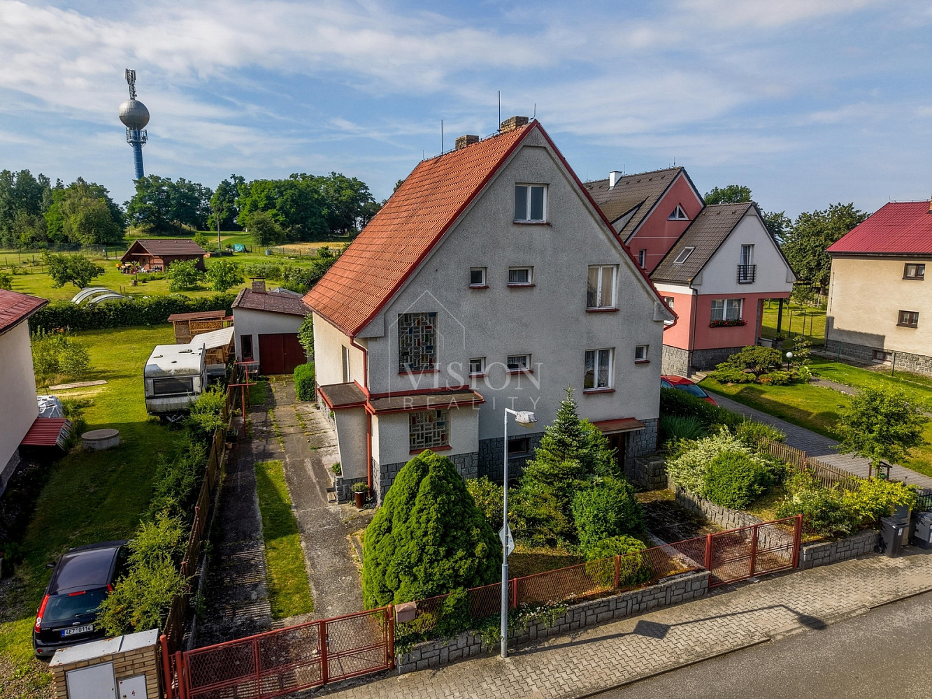 Prodej domu 204 m² s pozemkem 809 m²