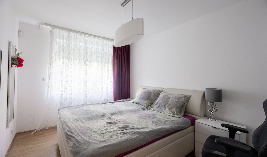 Prodej bytu 4+1 120 m², Praha – náhled fotky 11
