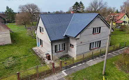 Prodej domu 140 m² s pozemkem 3 938 m², Kněžice, okres Nymburk