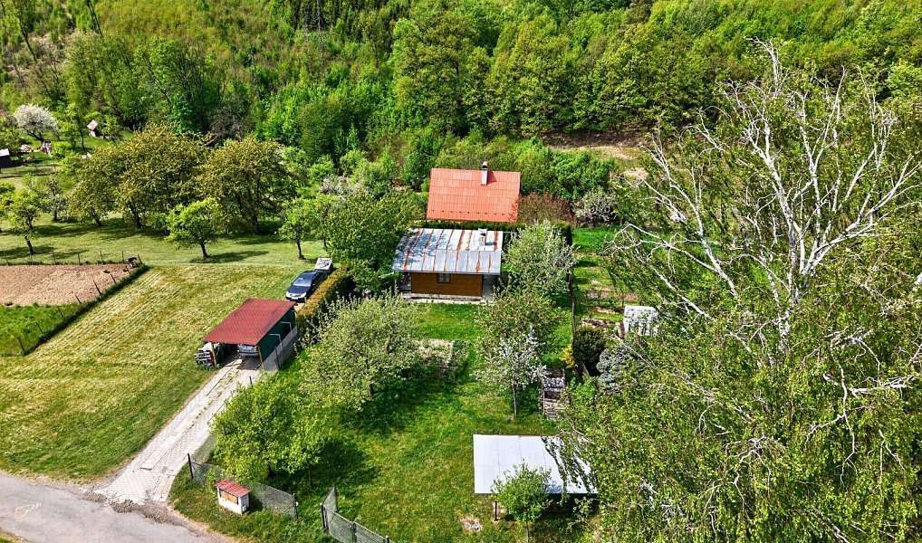 Prodej stavebního pozemku 708 m², Zlín – náhled fotky 5