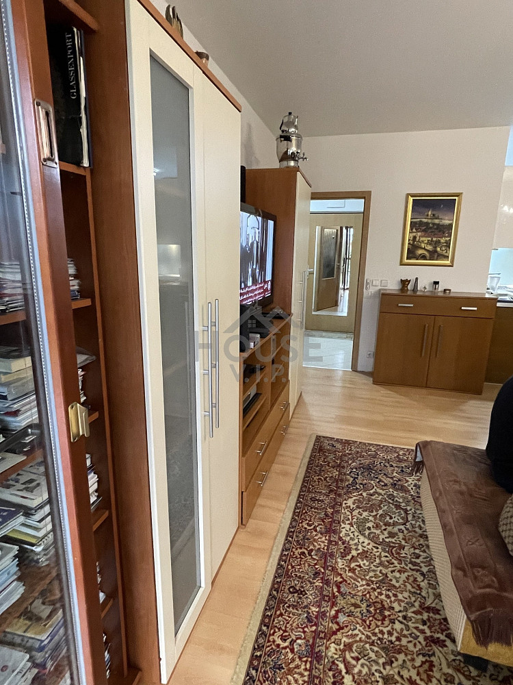 Pronájem bytu 4+kk 99 m² — photo 3