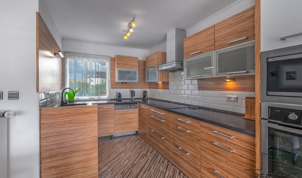 Prodej domu 200 m² s pozemkem 607 m², Šanov – náhled fotky 4