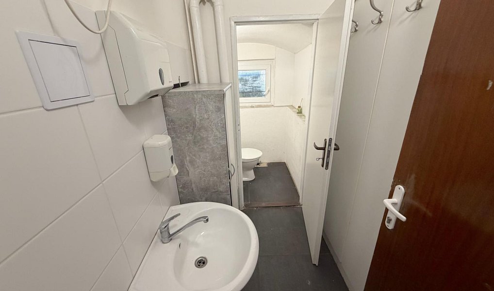 Pronájem kanceláře 35 m², Ústí nad Labem – náhled fotky 11