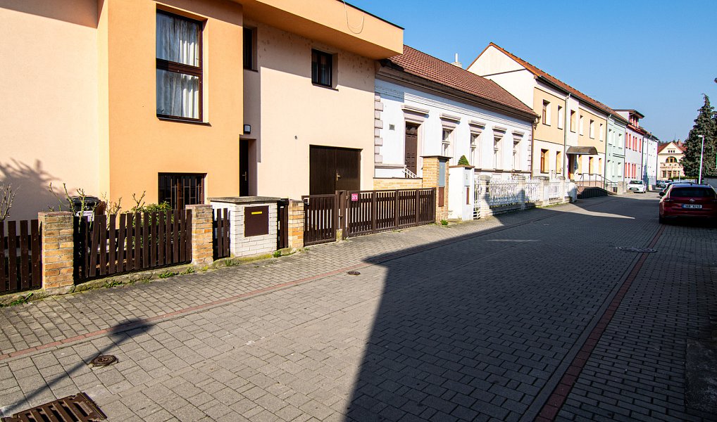 Prodej domu 165 m² s pozemkem 310 m², Praha – náhled fotky 30