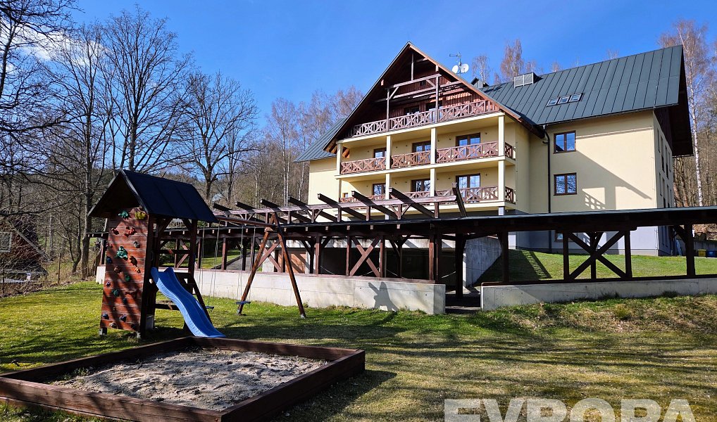 Pronájem bytu 1+kk 31 m², Rokytnice nad Jizerou – náhled fotky 8